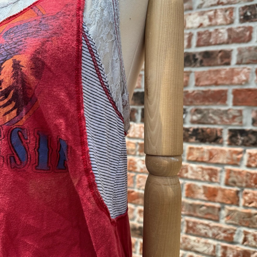 Free People We the Free Indonesia layered red top w/lace & stripes / XS / EUC - Picture 9 of 17